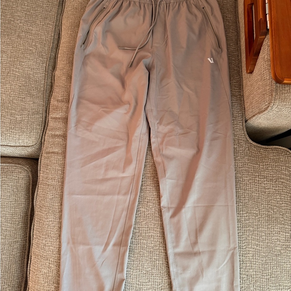 Vuori Men's Light Gray Joggers